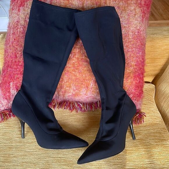 Martinez Valero black stretch fabric black leather sole heeled boots. Size 7 1/2 - Picture 1 of 5
